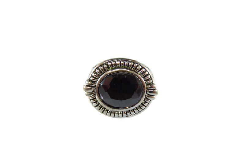 Oval Ribbed Blackened Silver Metal Ring Oval Faceted Black Glass Size 6.5 top view