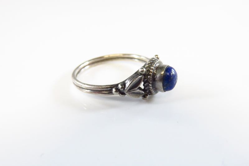 Vintage Round Cabochon Lapis Lazuli Solitaire Sterling Silver Petite Ring Size 6.75