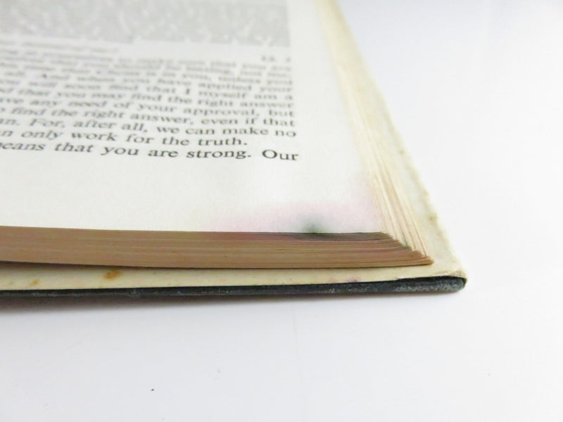 The New Testament in Modern English J. B. Phillips Geoffrey Bles London 1960 Pocket Edition