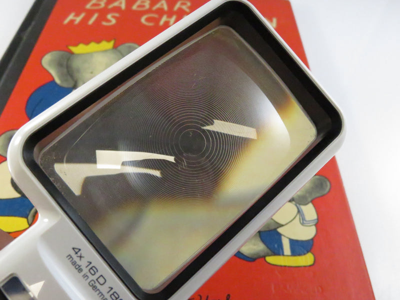 Eschenbach mobilux LED handheld magnifier 4x (16D) rectangular, made in Germany