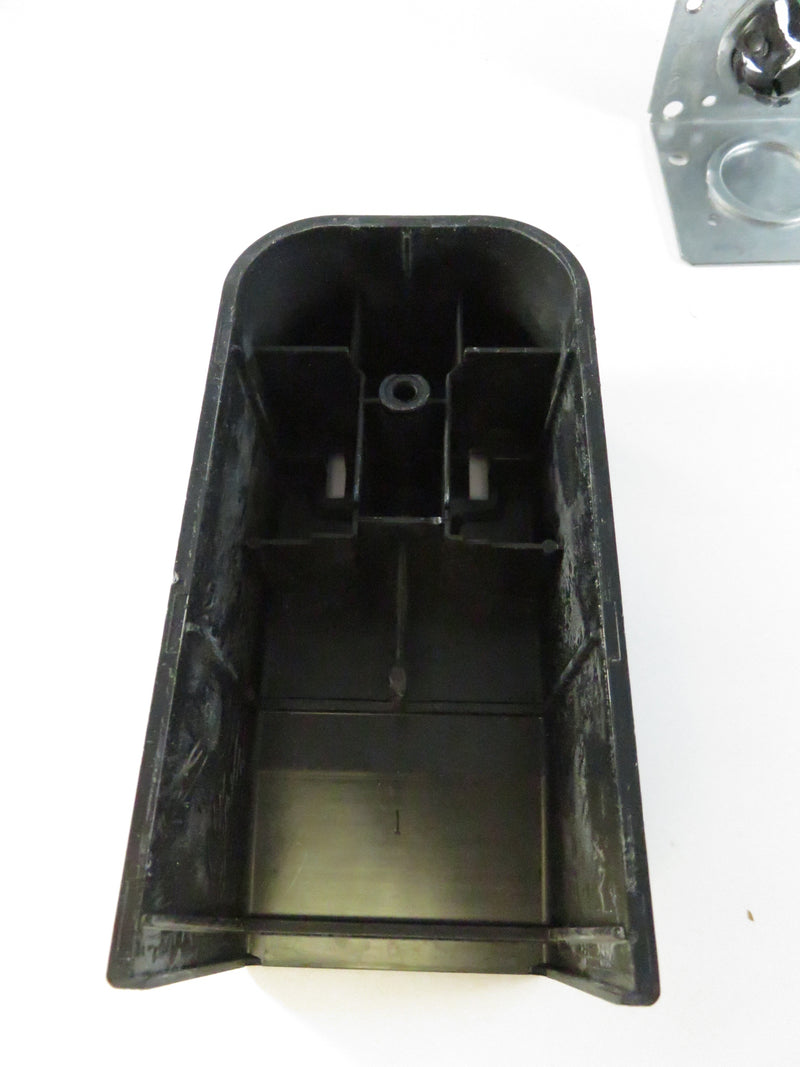 Pass & Seymour NEMA 14-30R 30A Dryer Receptacle – Used Contractor Removed