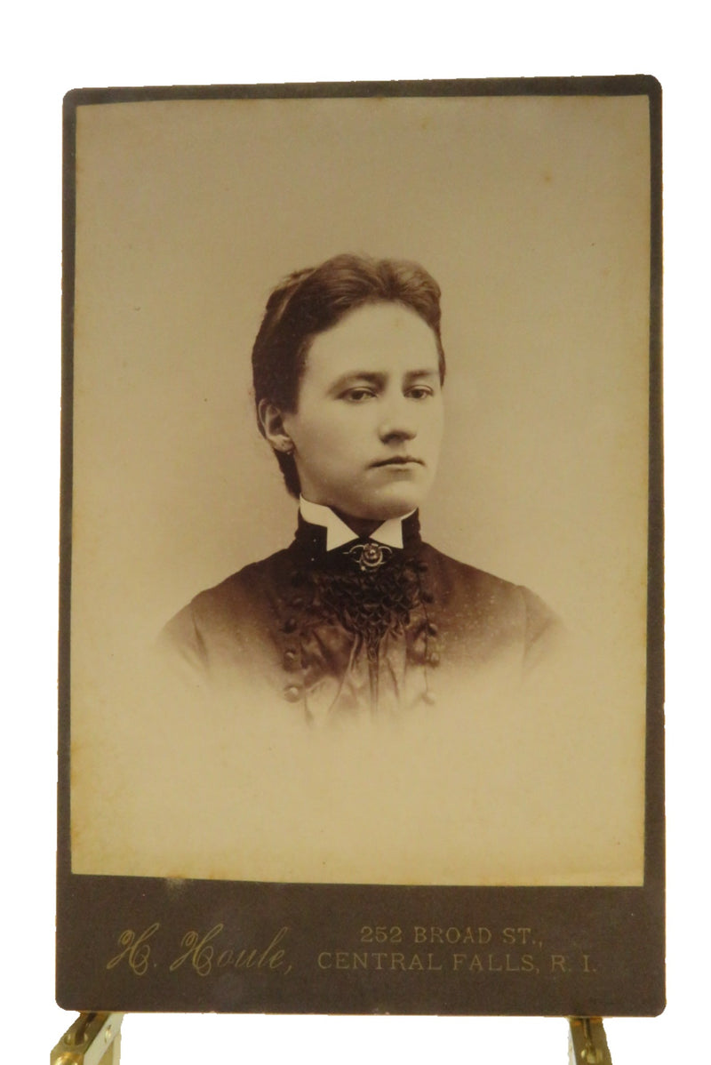 Antique Cabinet Card Young Woman Ruffles Collar Pin Earrings H. Houle