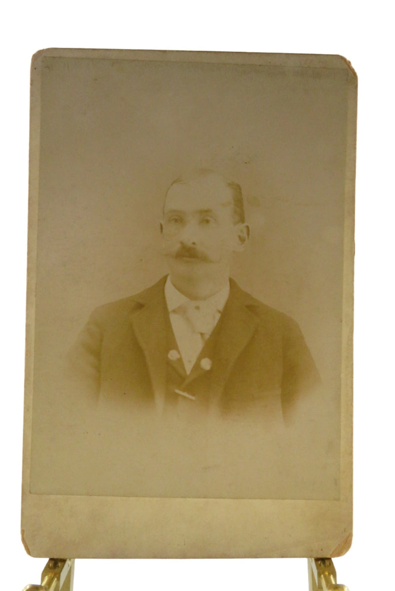 Antique Cabinet Card c1885 Man Wearing Suit Tie Bar and Buttons — front view