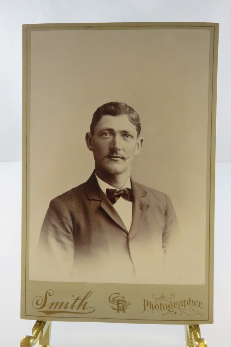 Antique Cabinet Card Man Looking Straight Bow Tie Smith Photographer c1905