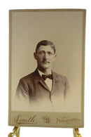 Antique Cabinet Card Man Looking Straight Bow Tie Smith Photographer c1905 — front view