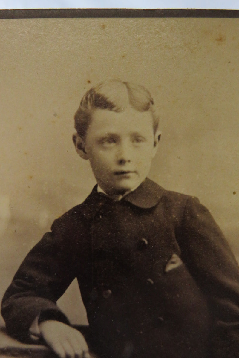 Antique Cabinet Card Young Boy Leaning W.E. Richardson Brooklyn Cut Image