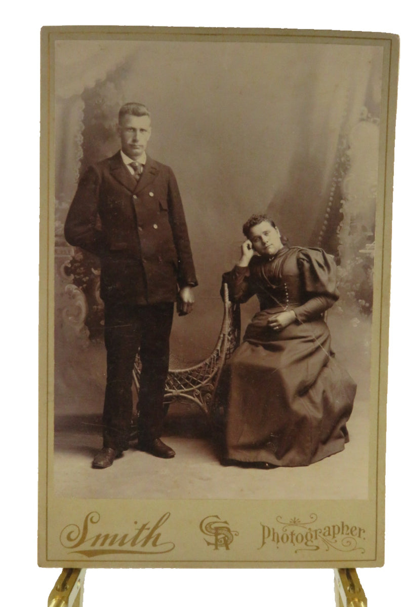 Antique Cabinet Card Man In Suit, Big Hip Woman Smith Photographer c1905