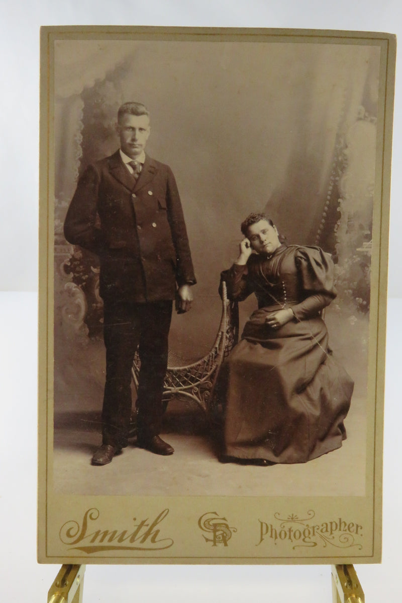 Antique Cabinet Card Man In Suit, Big Hip Woman Smith Photographer c1905