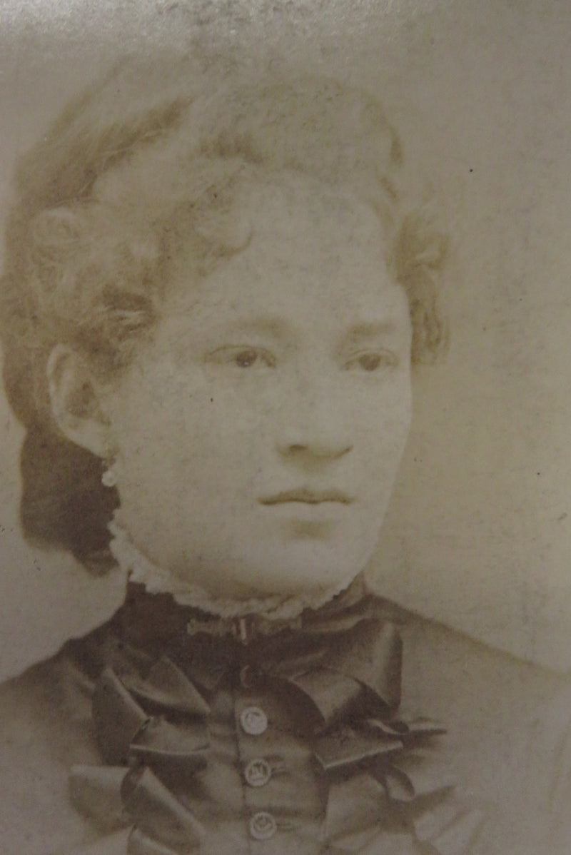 Antique Cabinet Card c1890 Woman in Ruffled Dress Bar Pin Bronson Bridgeport Con