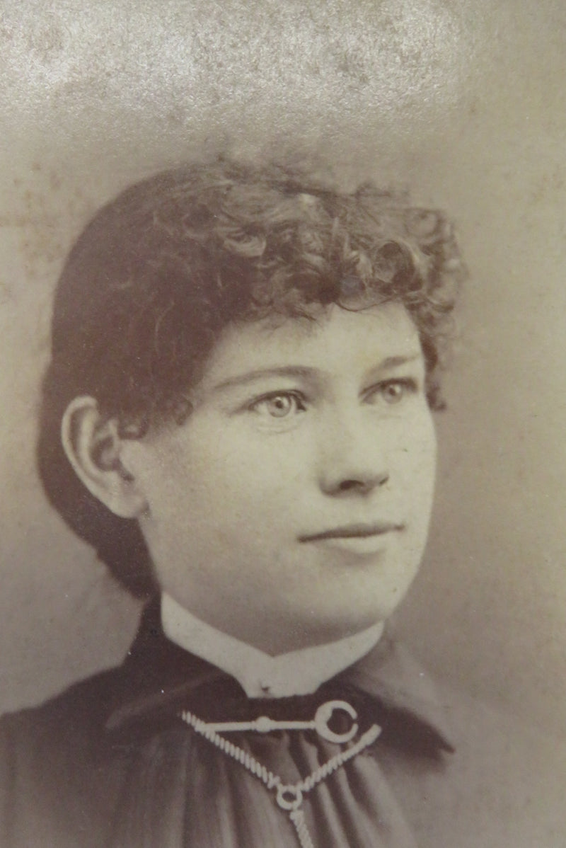 Woman Facing Left Bar Pin Necklace Antique Cabinet Card Deming West Winsted