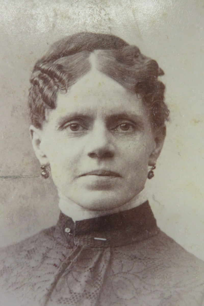 Woman In Pose Stick Pin Earrings Antique Cabinet Card Hearn Portland Maine