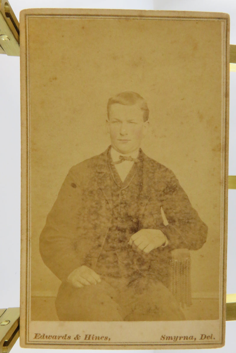 Antique CDV Young Man Rosy Cheeks Unnamed Sitter Edwards & Hines Delaware 4 1/8" x 2 1/2"