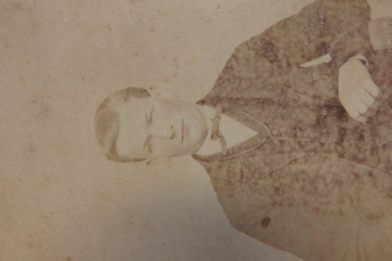 Antique CDV Young Man Rosy Cheeks Unnamed Sitter Edwards & Hines Delaware 4 1/8" x 2 1/2"