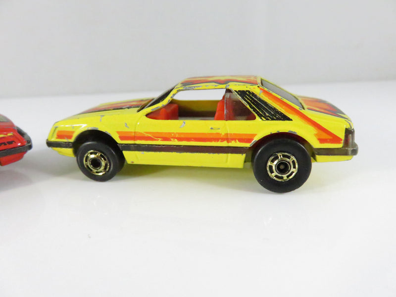Hot Wheels 1979 Mustang & Cobra Photo Finish Race Set Pair Hong Kong Diecast Cars