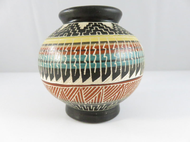 Hand-Etched Navajo Pottery Miniature Vase Signed Yabeny Diné Southwest Art