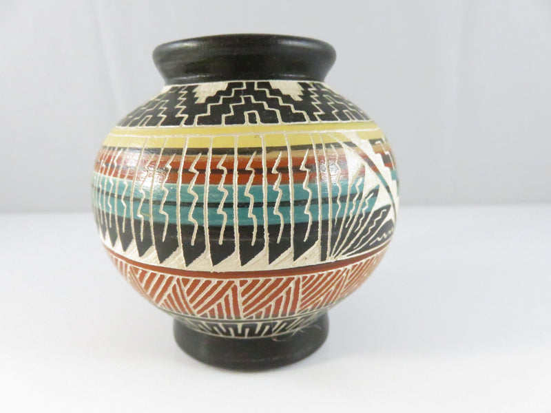 Hand-Etched Navajo Pottery Miniature Vase Signed Yabeny Diné Southwest Art