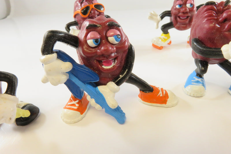 Grouping of 6 California Raisins Characters c1990 As Pictured