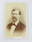 Unnamed Sitter Man in Suit Wager & Churchill Erie PA Cartes des Vista Antique Photo