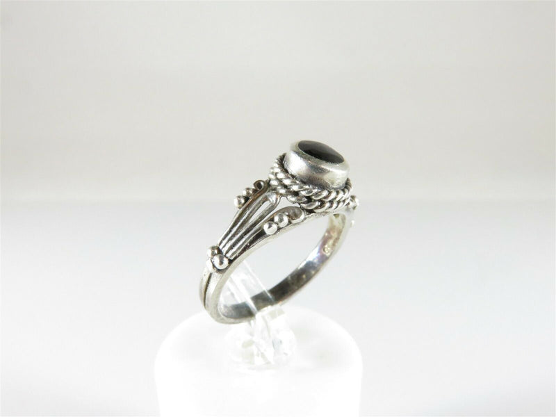 Southwestern Ring Filigree & Rope Style Round Onyx Sterling Silver Ring Size 4.5 - Just Stuff I Sell