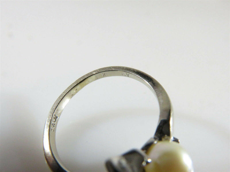 10K White Gold Pearl & Blue Sapphire Whimsical Kimberly Ring Size 5.75 - Just Stuff I Sell