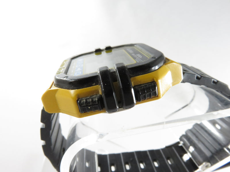 Vintage Lorus Marine Tech LCD Digital Wrist Watch Water Resistant Yellow Black