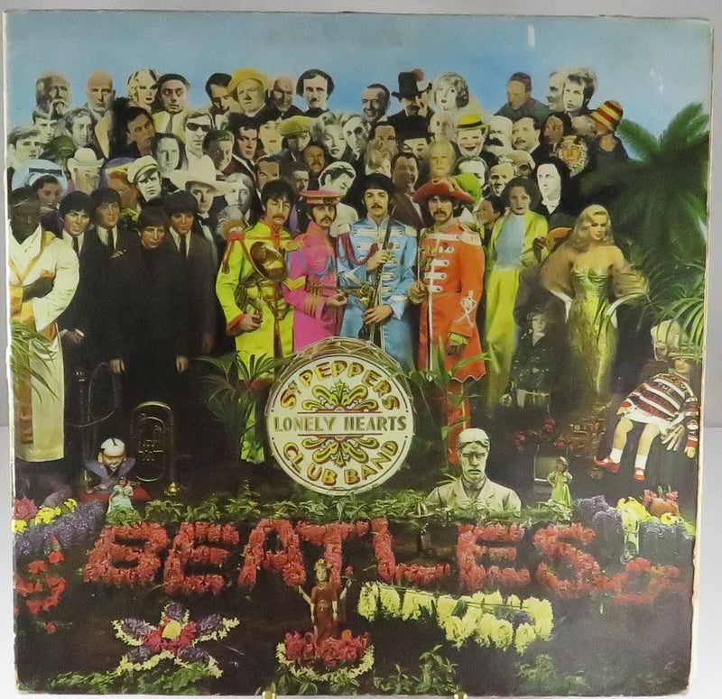 The Beatles Sgt Peppers Lonely Hearts Club Band UK EMI Parlophone Gatefold PCS 7027 Vinyl LP