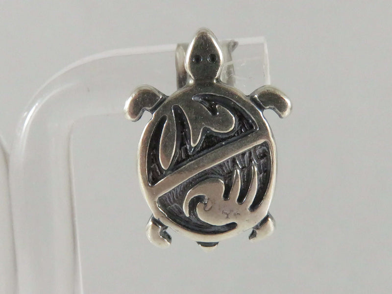 Cute Sterling Silver Turtle Form Post Back Earrings Southwestern Style