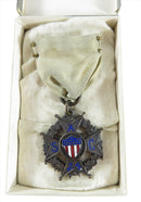 S.A.C 1924 Maltese Cross Gray Ribbon Dieges & Clust Medal in Original Box — front view