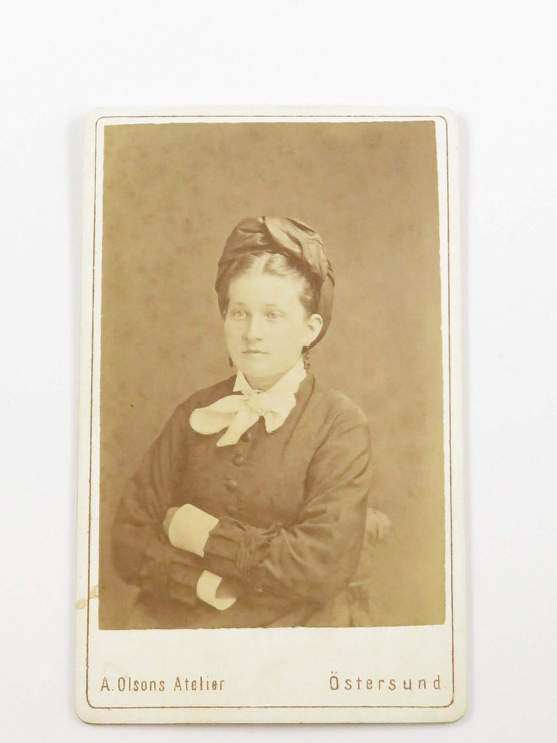Antique CDV Woman Arms Crossed Unusual Hat A. Olson Ostersund Sweden 4" x 2 1/2"
