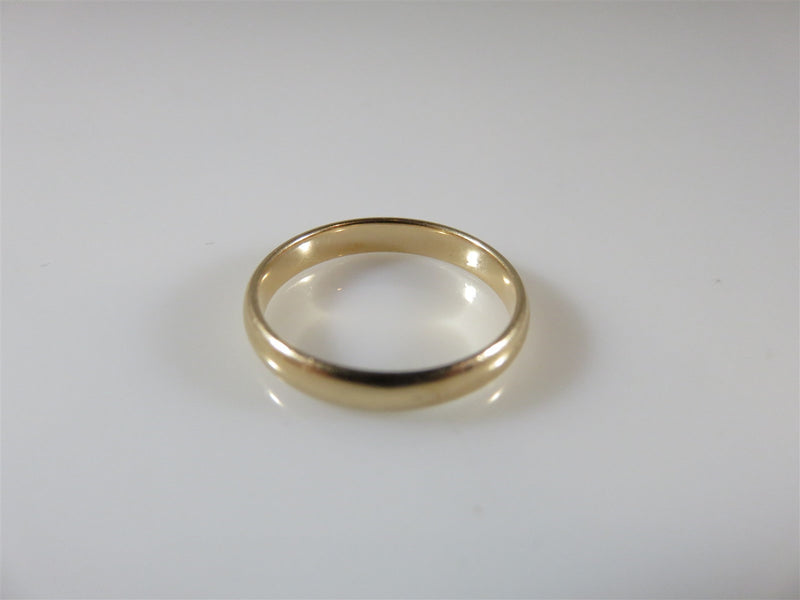 Tasteful Women's 14K Yellow Gold 3mm Wide Tapered Edge Wedding Band Size 5.75 - Just Stuff I Sell