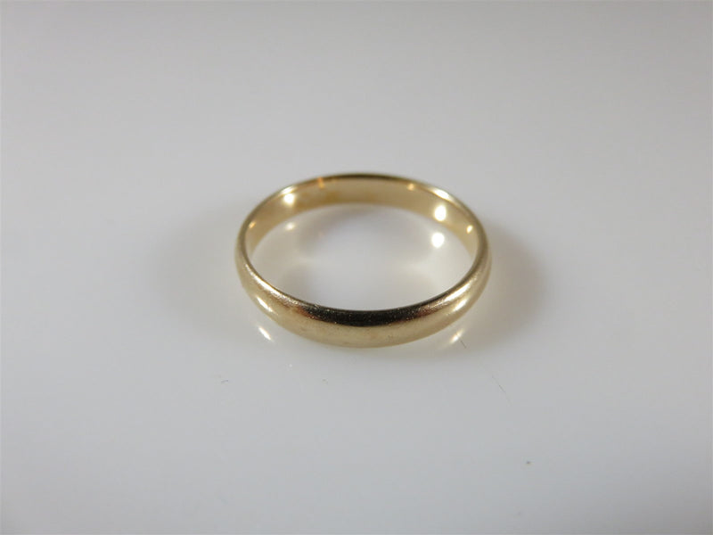 Tasteful Women's 14K Yellow Gold 3mm Wide Tapered Edge Wedding Band Size 5.75 - Just Stuff I Sell