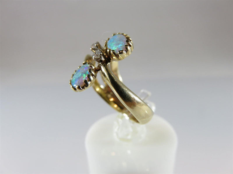 Vintage 14K Yellow Gold Oval Opal and Diamond Accented Ring Size 6 - Just Stuff I Sell