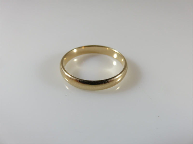 Tasteful Women's 14K Yellow Gold 3mm Wide Tapered Edge Wedding Band Size 5.75 - Just Stuff I Sell