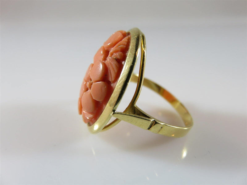Victorian Edwardian 18K Yellow Gold Floral Bouquet Carved Coral Ring Size 7.25 - Just Stuff I Sell