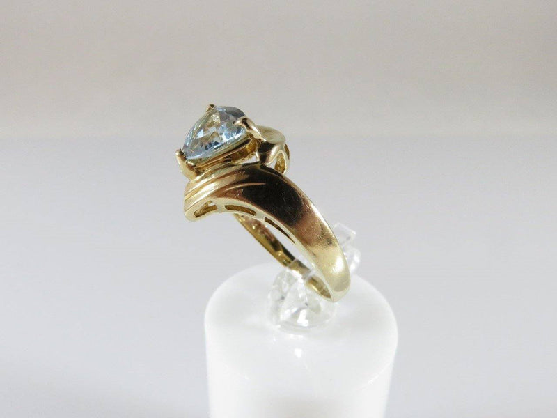 14K Yellow Gold Sky Blue Aquamarine Trillion Cut 3.7 Grams Size 7 Solitaire Ring - Just Stuff I Sell