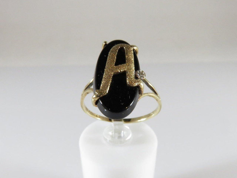 10K Yellow Gold Mid Century Onyx Letter A Initial Ring Size 9 & 3.1 Grams - Just Stuff I Sell