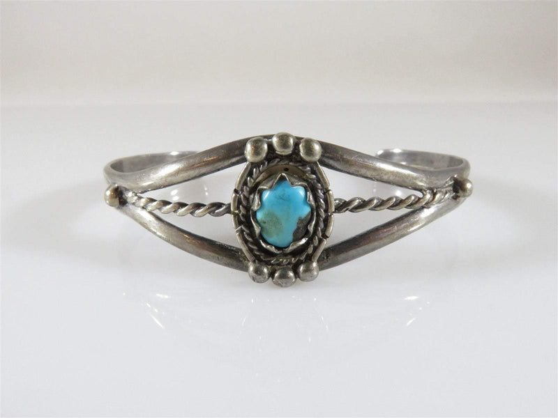 Very Nice Vintage 4.5" Sterling Silver Turquoise Southwestern Navajo Cuff - Just Stuff I Sell