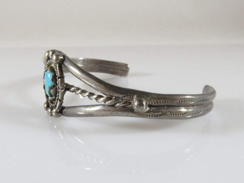 Very Nice Vintage 4.5" Sterling Silver Turquoise Southwestern Navajo Cuff - Just Stuff I Sell