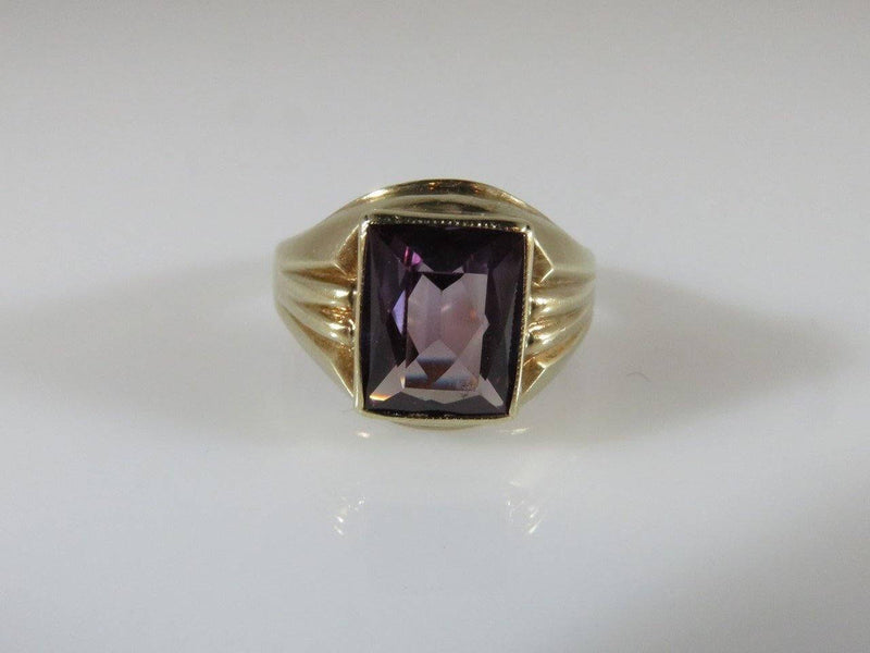 10K Yellow Gold Color Change Sapphire Ring Purple/Blue Variation Size 5.5 - Just Stuff I Sell