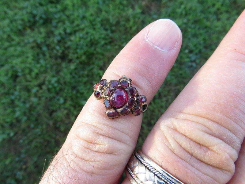 Georgian 16-18K Gold Cabochon Ruby Figural Moth Ring Size 5.5 For Restoration - Just Stuff I Sell