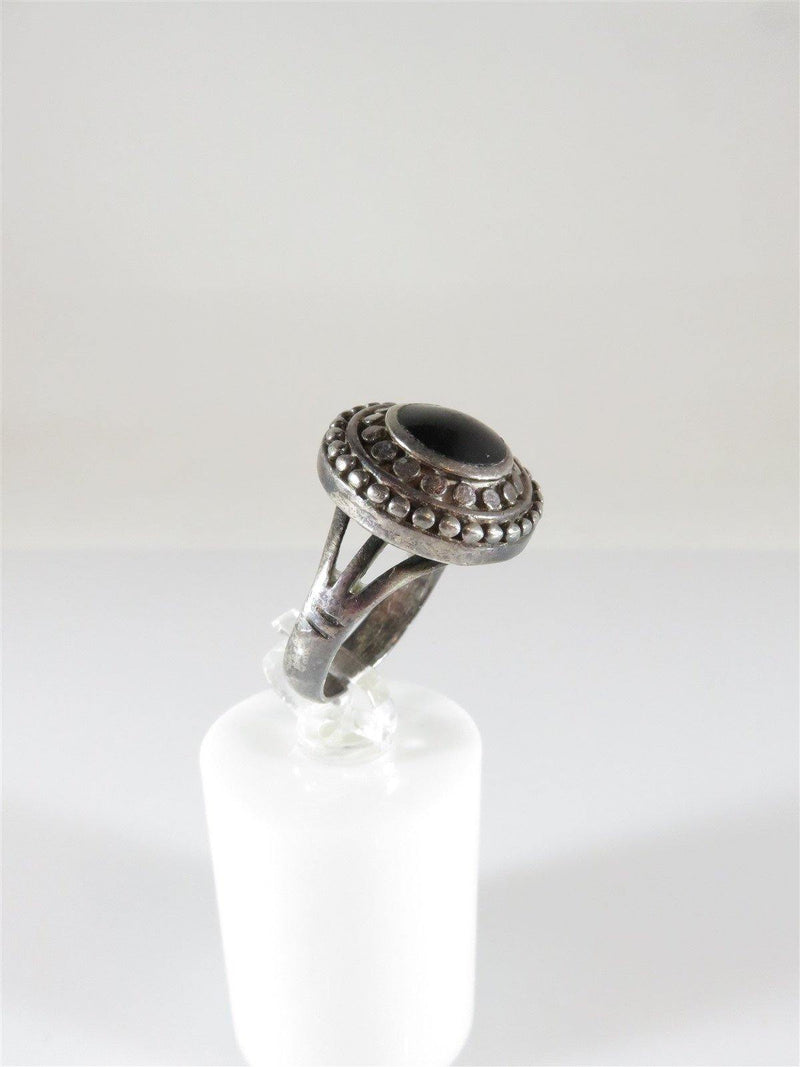 Vintage Round Onyx Sterling Silver Ring Size 7.25 with Round Head & Accents - Just Stuff I Sell