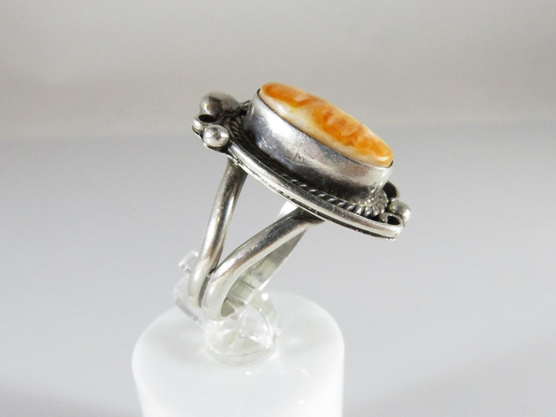Spiny Oyster Sterling Silver Ring Navajo Hand Worked Ring Size 8.25 - Just Stuff I Sell